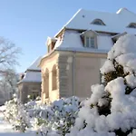 Отель Schloss Kartzow Потсдам