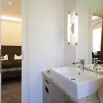 Отель Schloss Kartzow Потсдам