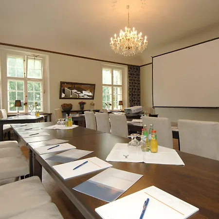 Hotel Schloss Kartzow 4*