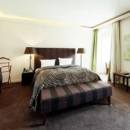 Schloss Kartzow 4* Poczdam