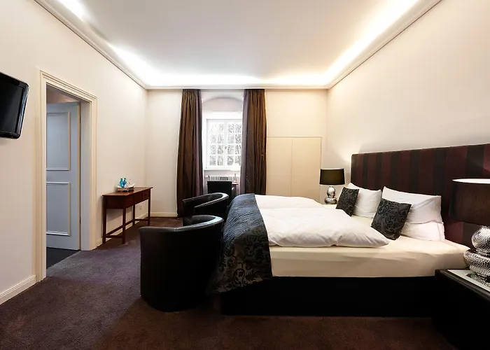 Schloss Kartzow 4* Poczdam