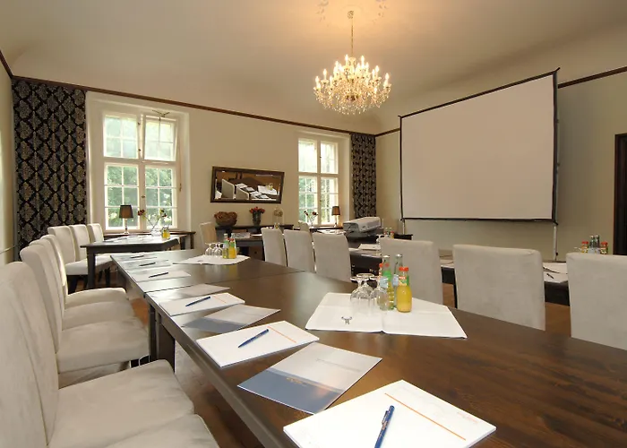 Hotel Schloss Kartzow 4*