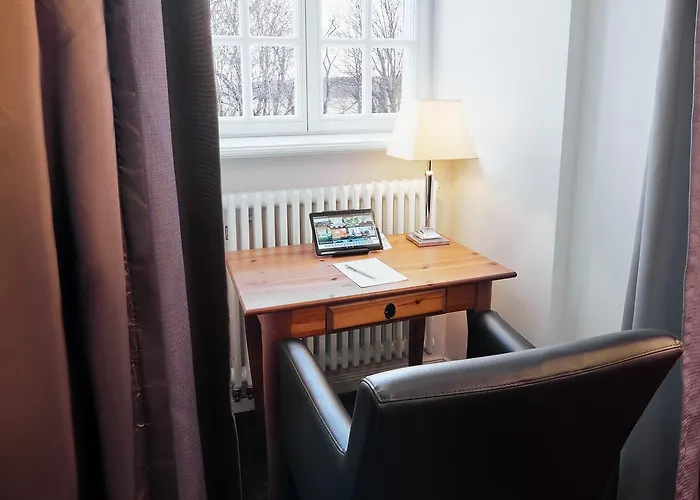 Schloss Kartzow 4* Poczdam