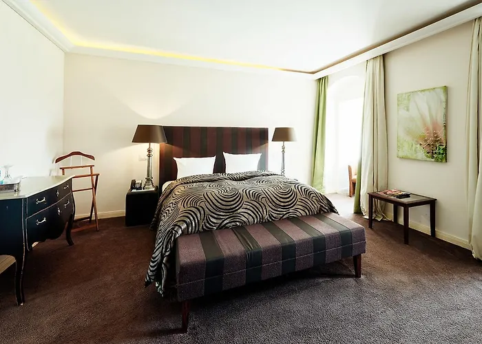 Schloss Kartzow 4* Poczdam